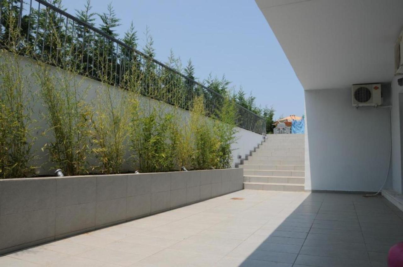 Luxurious 6 Bedroom Villa In A Great Location Chalkida Bagian luar foto