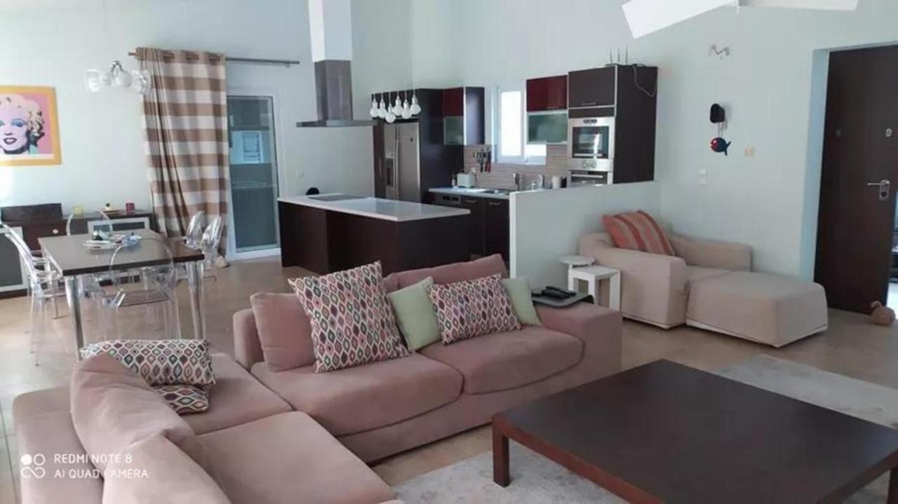 Luxurious 6 Bedroom Villa In A Great Location Chalkida Bagian luar foto
